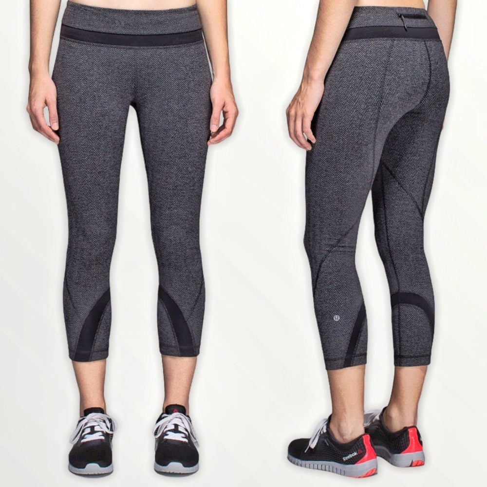 LULULEMON Run Inspire Crop II Luxtreme Leggings in Giant Herringbone Black - Picture 6 of 13